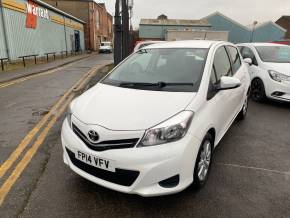 TOYOTA YARIS 2014 (14) at Car World Hull Hull